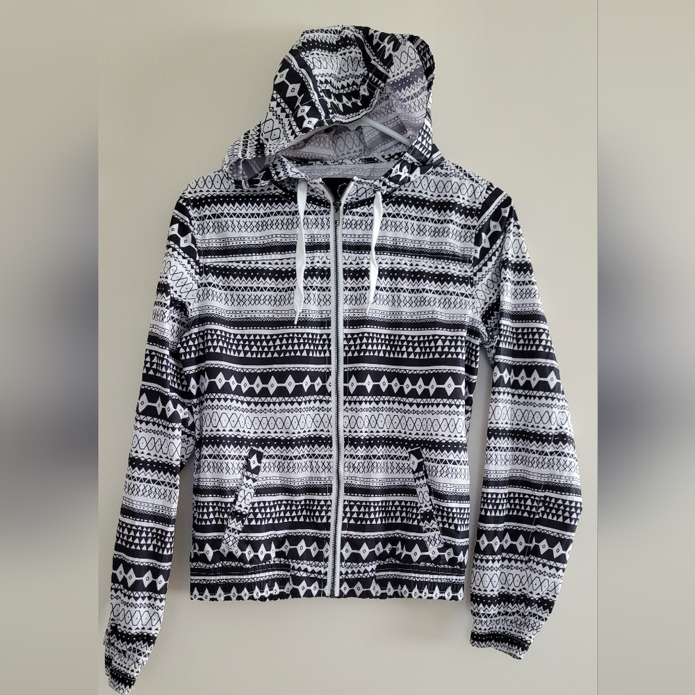 Empire - Black and White Geometric Patterned Jacket